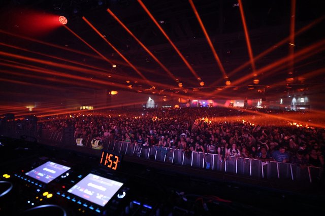 Massive Crowd Electrified by DJ Set at Wobbleland 2026