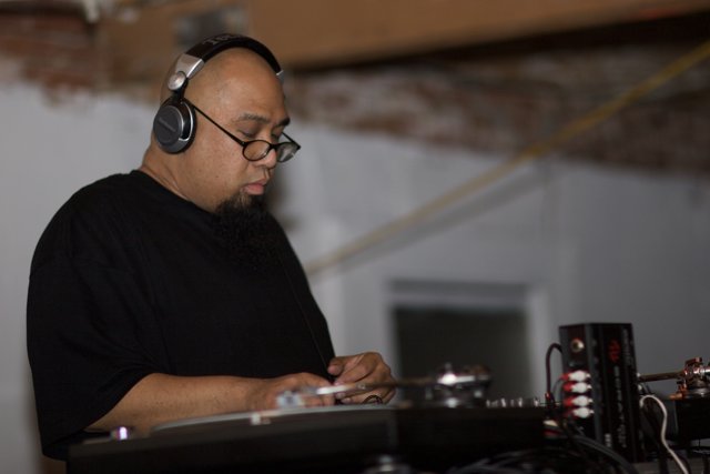 DJ Rhettmatic Drops the Beat