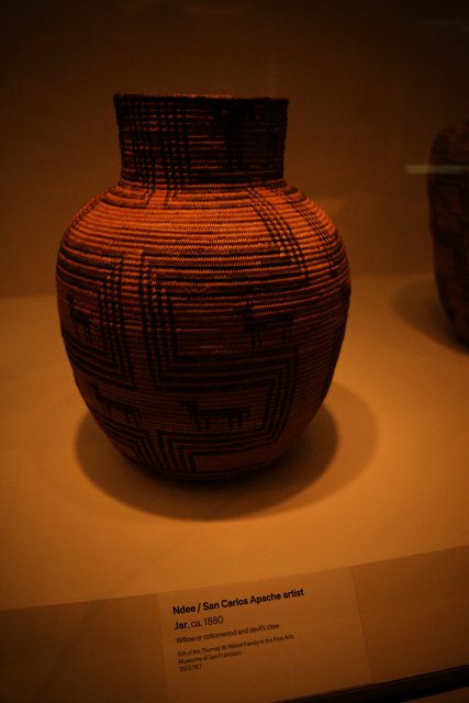 Varied Hues of Tradition: A Majestic Brown Vase