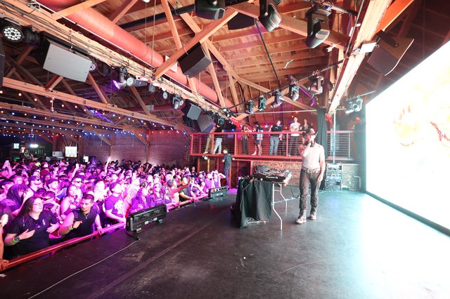Wobbleland 2026: DJ Performs to Packed Crowd