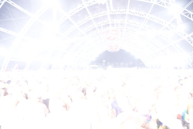 Electric Atmosphere of Coachella 2013 Concert