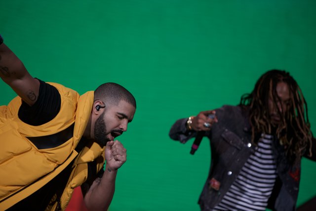 Drake and Lil Wayne Take the Stage at the 2016 Grammy Awards