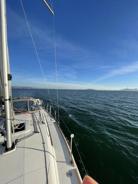 Capturing the Horizon on a Sailboat