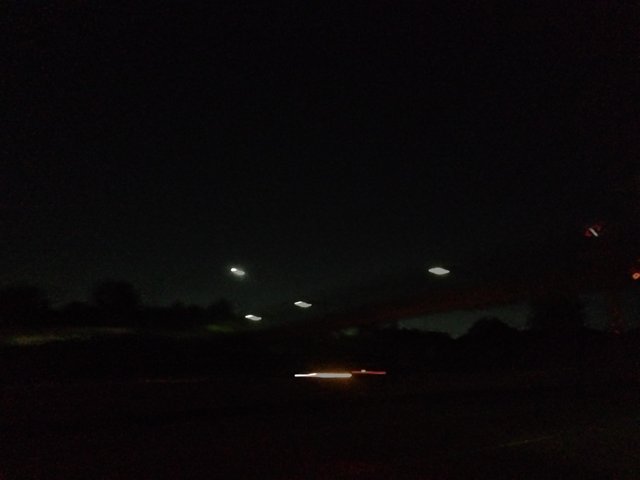 Mysterious UFO Lights Shine Bright in Los Angeles Sky