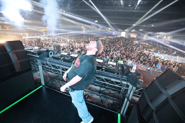 DJ Erupts Before Massive Crowd at Wobbleland 2026