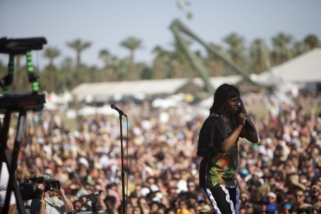 Santigold rocks Coachella 2012 with electrifying performance