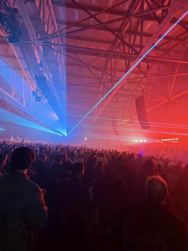 Skrillex and Four Tet Concert with Dramatic Laser Show