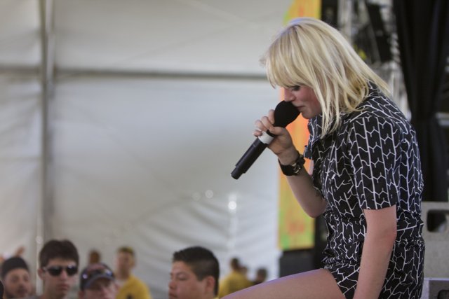 Blonde Entertainer Belts Out Hit Song at 2008 Coachella Festival