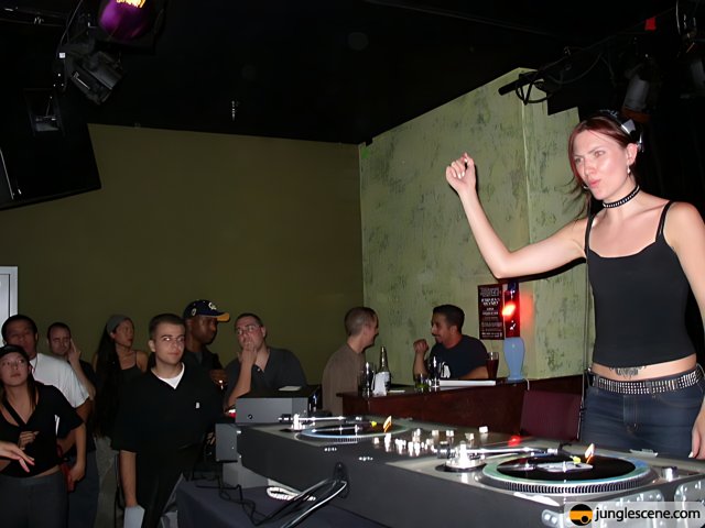 Nightclub Entertainment with Amanda Griffin