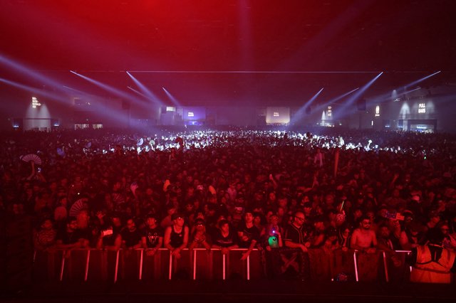 Massive Crowd Surges at Wobbleland 2026 Festival
