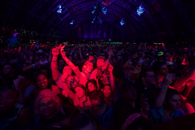 Red Lights and a Packed Crowd at Coachella