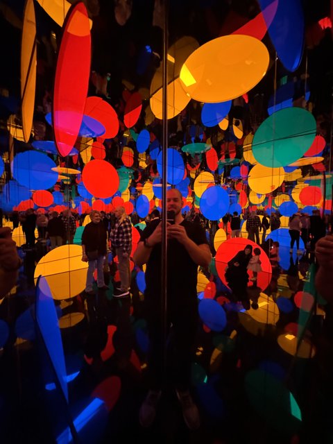 Vibrant Nightlife in San Francisco's SF MoMA Event