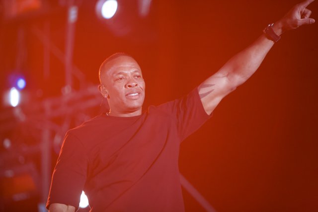 Dr. Dre Commands the Spotlight