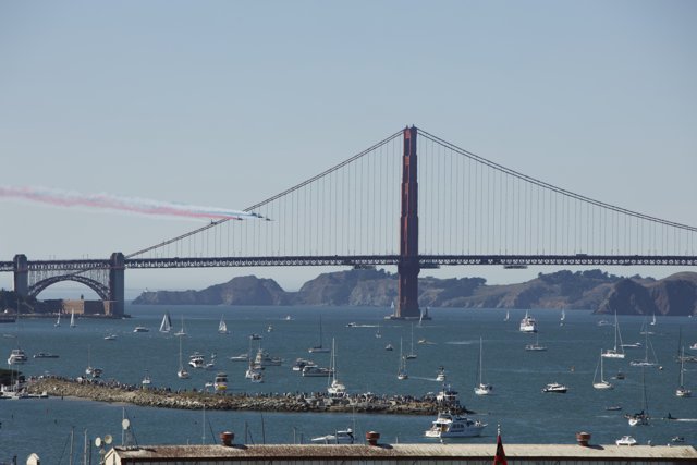 Soaring Over Landmarks: An Unexpected Visitor during Fleet Week Air Show 2023