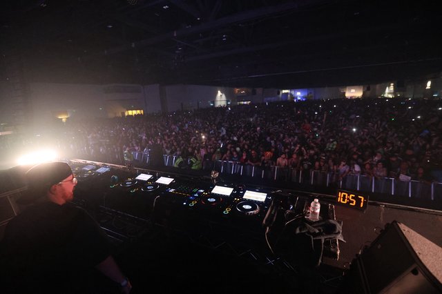 DJ Commands Massive Crowd at Wobbleland 2026