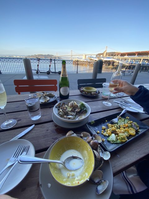 Fine Dining by the Bay