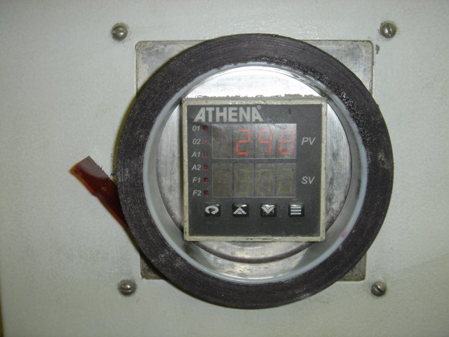 Digital Thermometer Wall Display