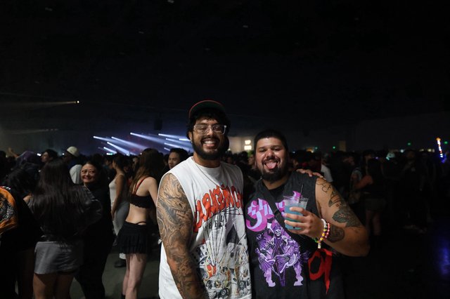 Two Friends Celebrate at Wobbleland Music Festival 2026