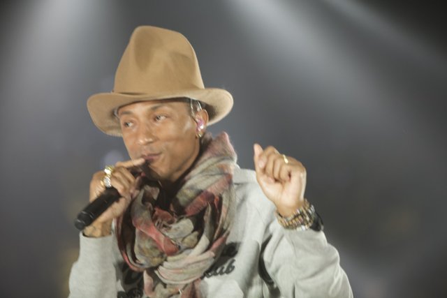 Pharrell Williams Rocks London's O2 Arena