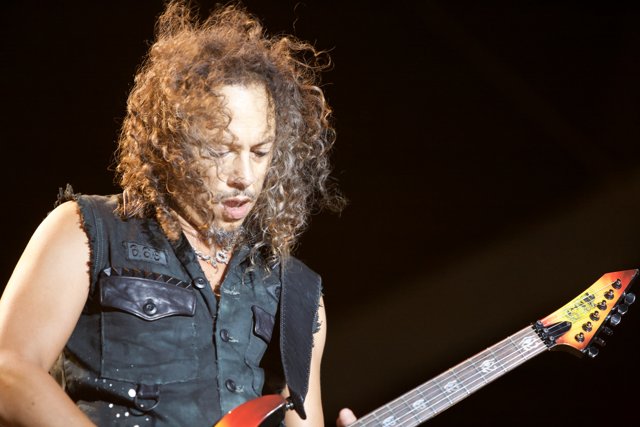 Kirk Hammett Shredding on Stage