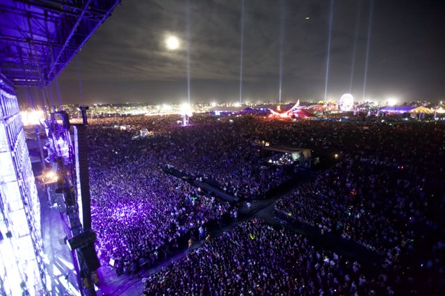 Lights, Music, and the Moon: A Spectacular Night at Coachella