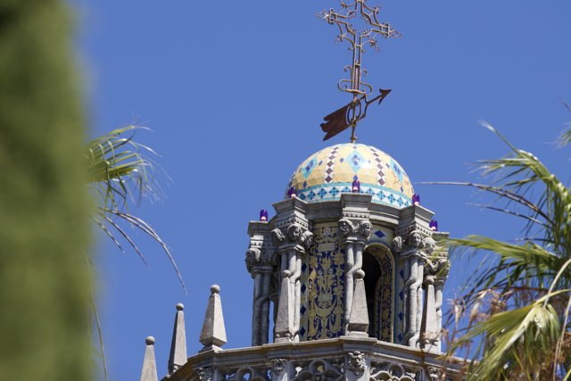 Glimpse of Elegance: Hearst Castle's Enchanting Dome