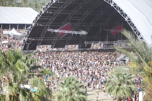 Coachella 2014: The Ultimate Concert Experience