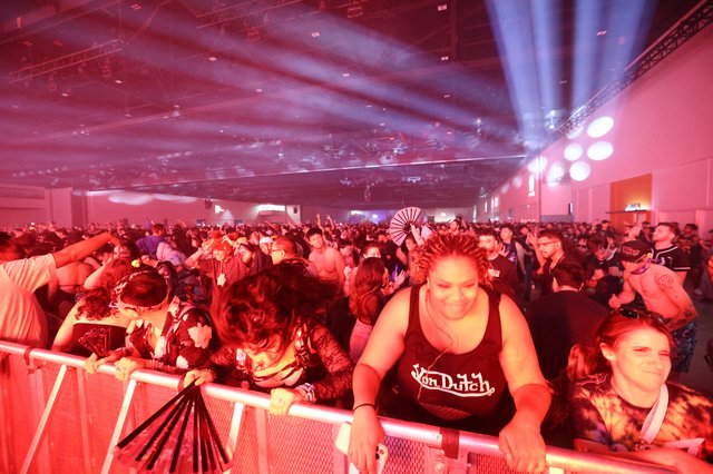 Crowd Surges Forward at Wobbleland 2026 Festival