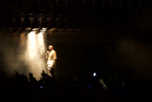 Kanye West Rocks London's O2 Arena
