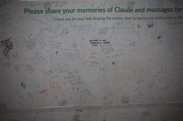 Memorial Wall for Claude: Messages of Love and Remembrance