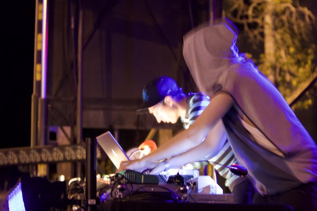 Tech-savvy DJs take the stage