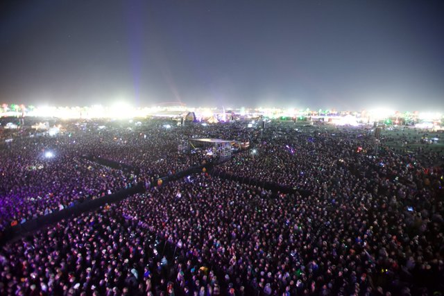 A Sea of Music Lovers.