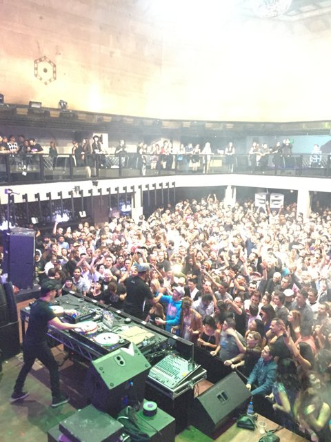 Concert chaos in LA