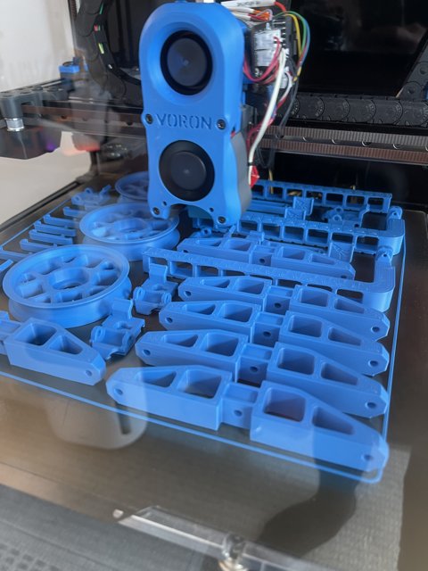 Creating a Blue Plastic Tray with 3D Printing Technology