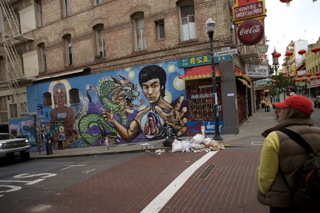 Immortalising Icons: Street-side Tribute to Bruce Lee