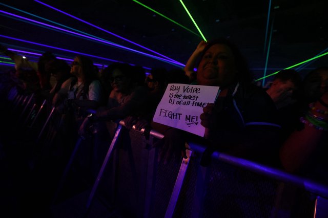 Fan Holds Humorous Ray Volpe Sign at Wobbleland