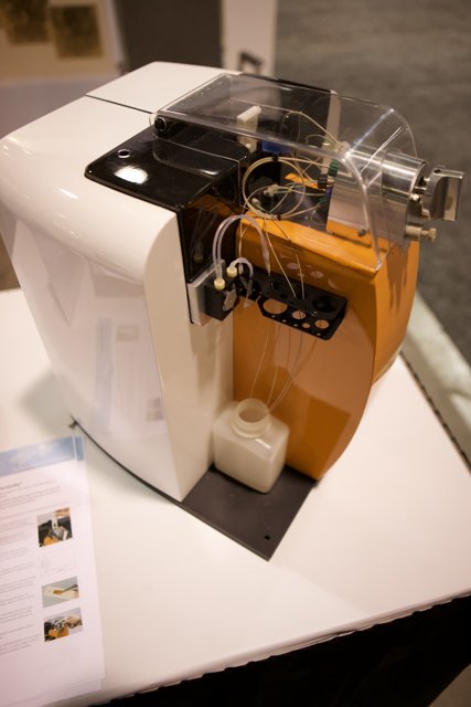 Innovative Machine Showcased at Biophysics Trade Show