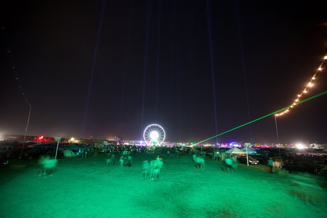 Green Laser Show Draws Massive Crowd at Coachella 2015