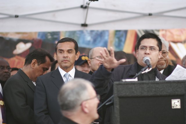 Antonio Villaraigosa addressing the crowd at a press conference