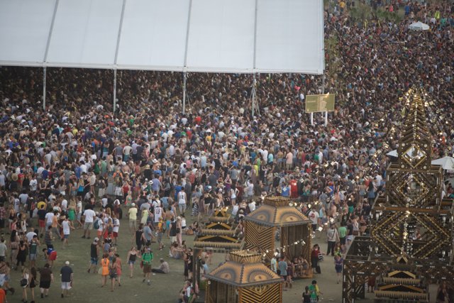 Coachella 2012: Ángel Trinidad in the 49 People Crowd