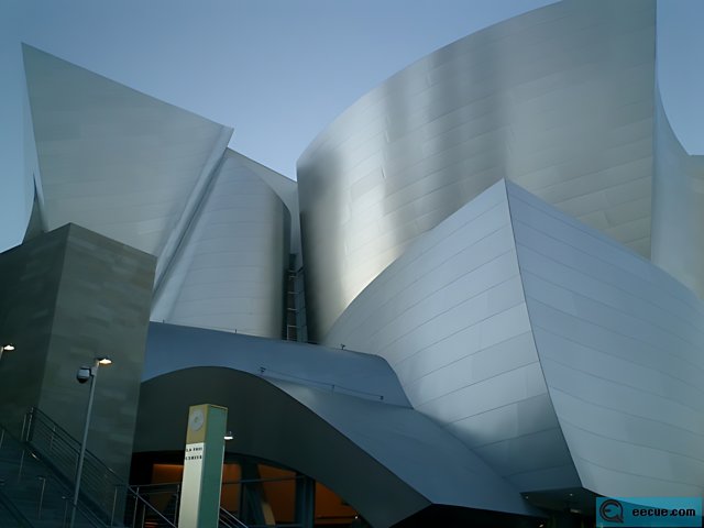 The Walt Disney Concert Hall: A Stunning Architectural Marvel