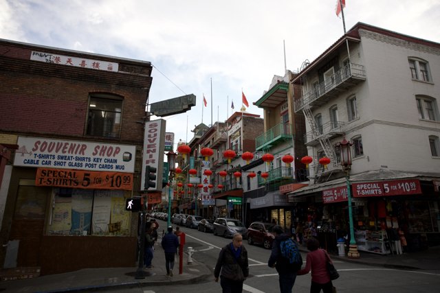 The Vibrant Pulse of Downtown Chinatown