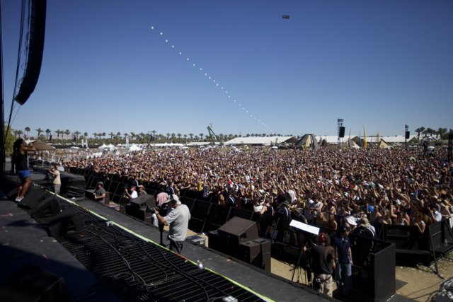 Coachella 2012: Massive Crowd at Saturday Night Concert
