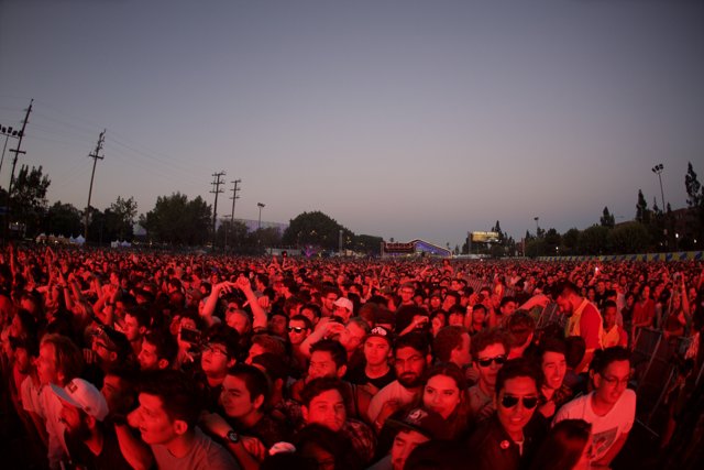 Red-Lit Crowd at FYF Bullock 2015