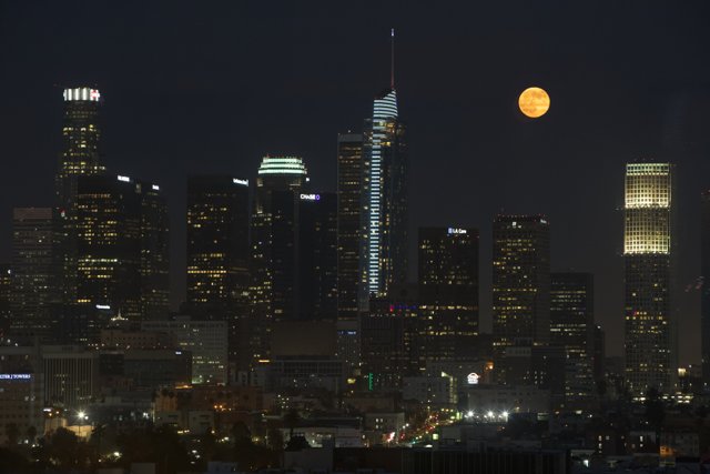 Moonrise over the City of Angels