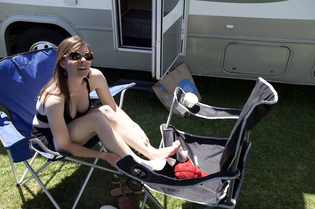 Relaxing in the Sun at Coachella 2009