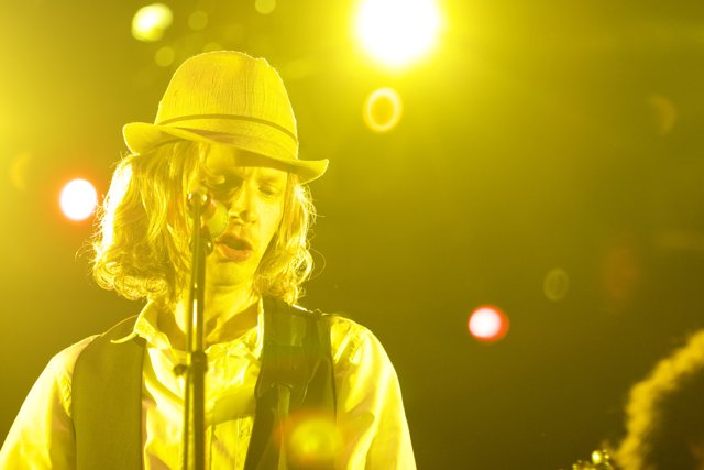 Beck's Entertaining Concert Performance