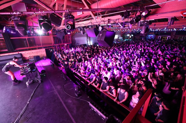 DJ Ignites Packed Crowd at Wobbleland 2026