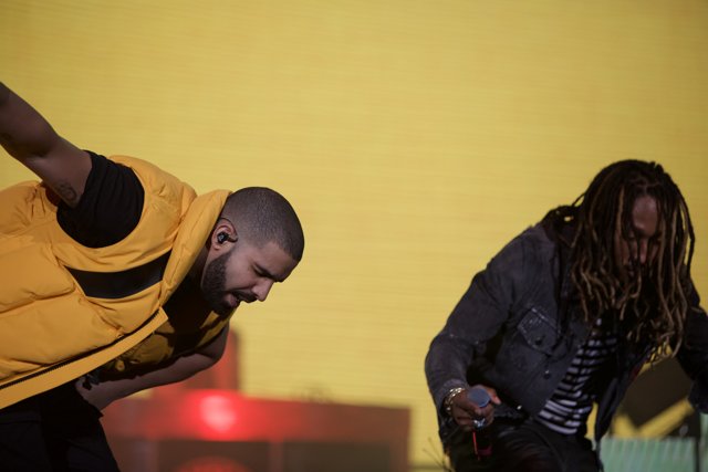 Drake and Lil Wayne Rock the Grammys