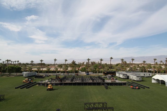 Coachella Weekend 2 Hosts a Massive Outdoor Music Festival